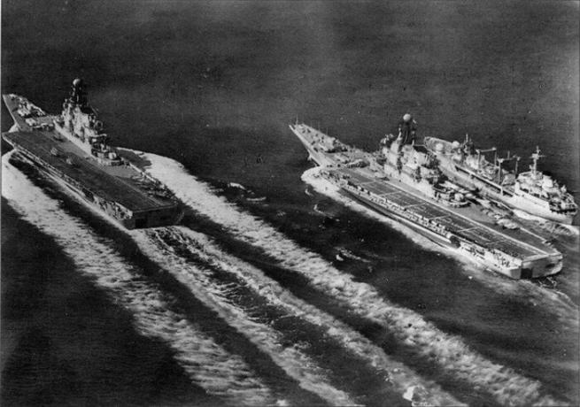 Nel 1940, portaerei come parte di essa non era la Marina sovietica. / Foto: livejournal.com
