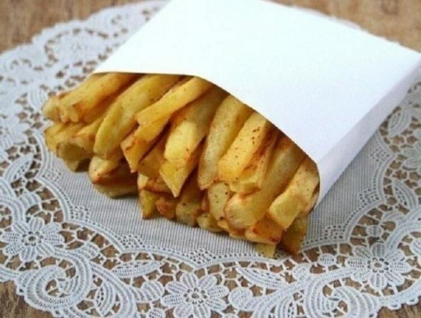 patatine fritte senza olio è pronto.