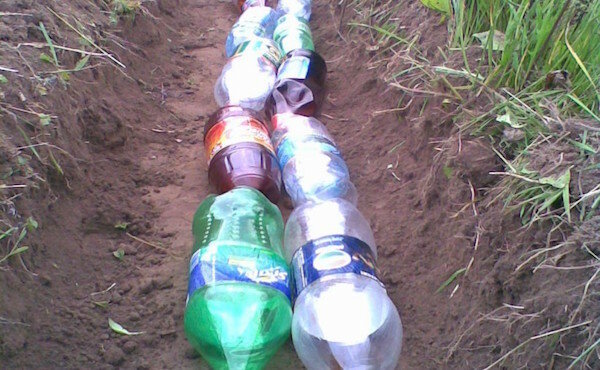 Drenaggio per porzione di bottiglie di plastica