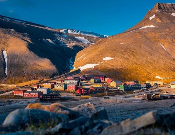 Di particolare paesaggio nord della città di Longyearbyen su Spitsbergen.