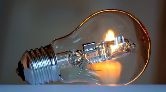 Come prolungare la vita delle lampade a incandescenza con l'aiuto del diodo 1N4007
