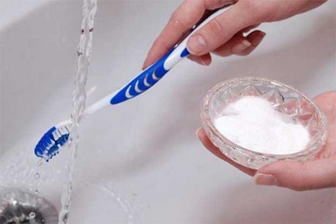 10 modi per utilizzare il bicarbonato di sodio al posto dei soliti prodotti cosmetici