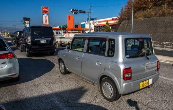 Giapponesi preferiscono auto di piccole dimensioni.