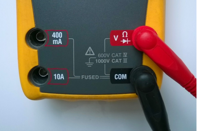 Come misurare il multimetro corrente e tensione: Istruzioni dettagliate