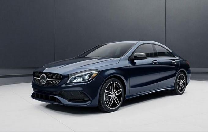 Compatta 4 porte coupé Mercedes-Benz CLA 2016.