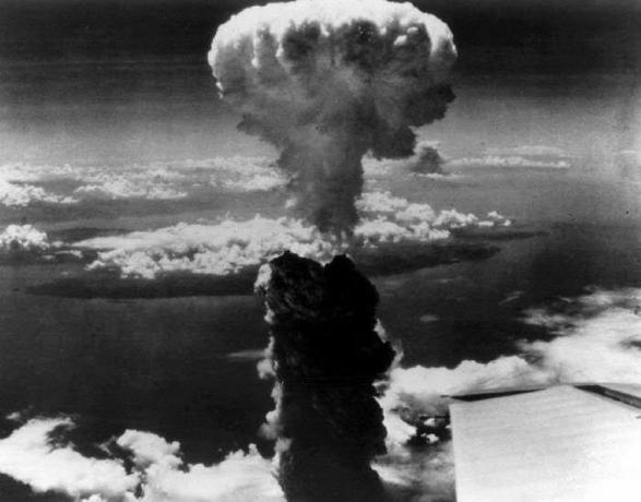 La bomba atomica su Nagasaki.