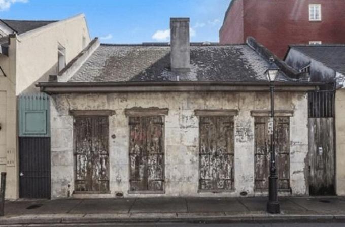 Una casa anonimo nel centro storico di New Orleans.