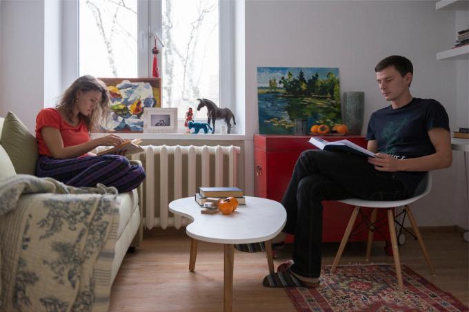L'interno della settimana: 31 m² camera da letto Hruschev periodo di tempo per una giovane coppia