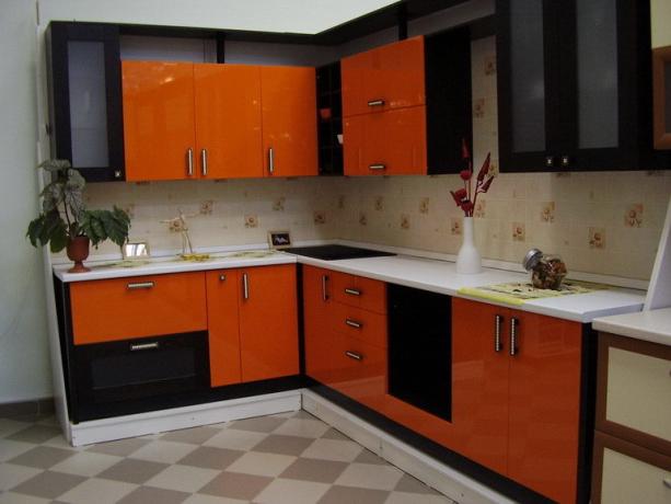 Cucina nera e arancione (53 foto), design fai-da-te: istruzioni, tutorial fotografici e video, prezzo