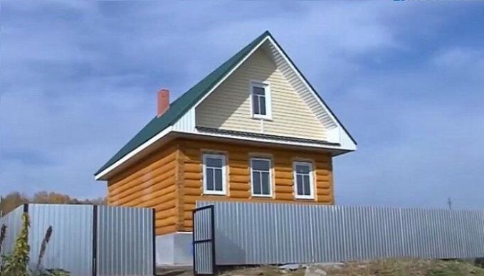 Casa per gli assistenti medici è pronto e in attesa per il suo padrone (Sultanov, Chelyabinsk Regione).